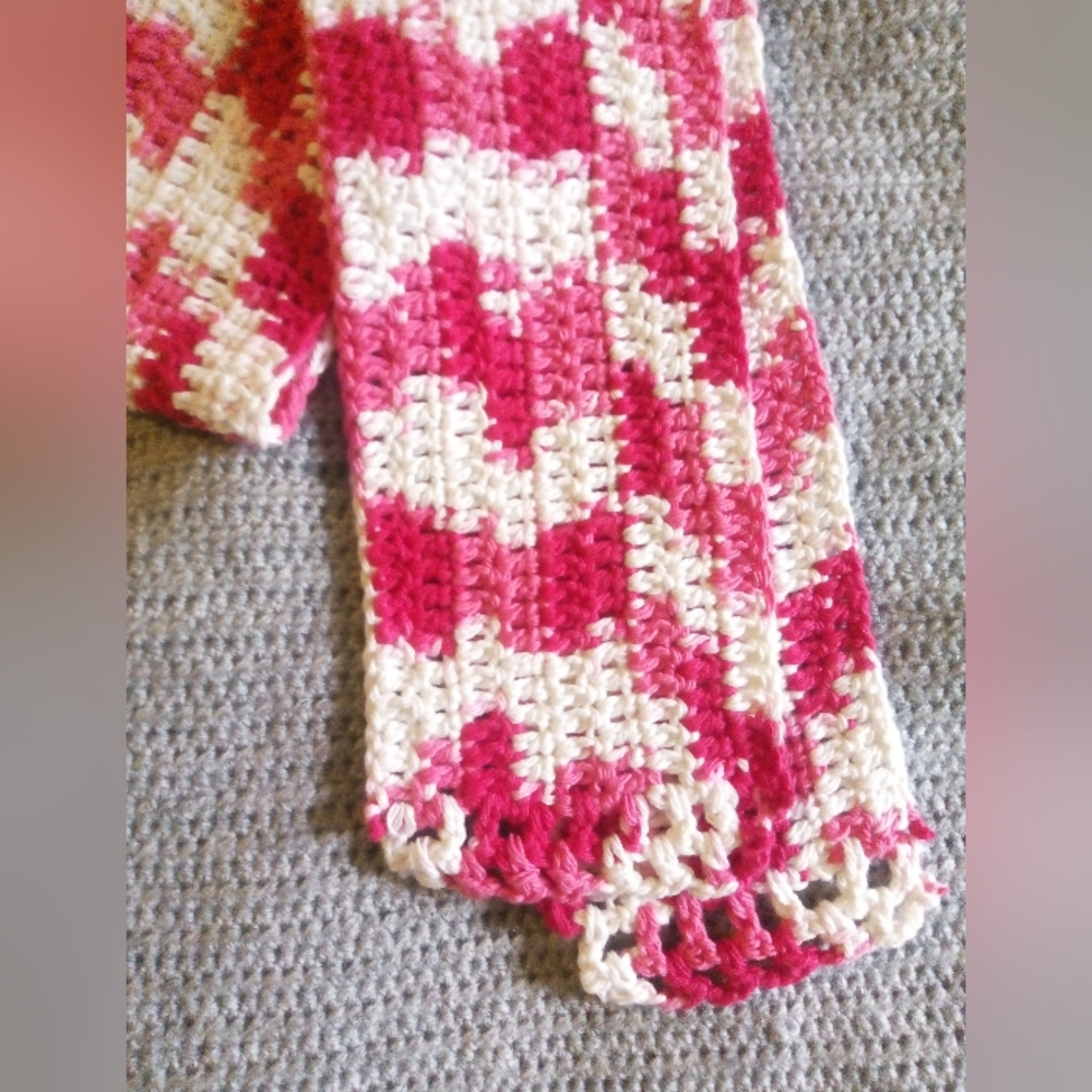 Hand crafted Scarf - Picture 3 of 4